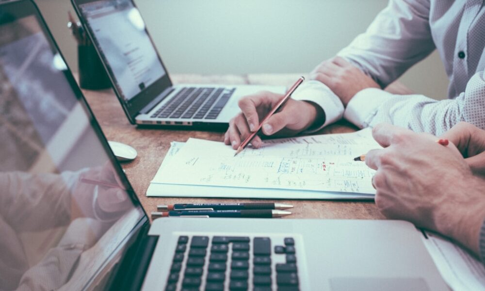 the-role-of-technology-in-streamlining-construction-estimating-services